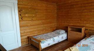 Гостиница Ecohouse Коктебель Трехместный номер с балконом-1